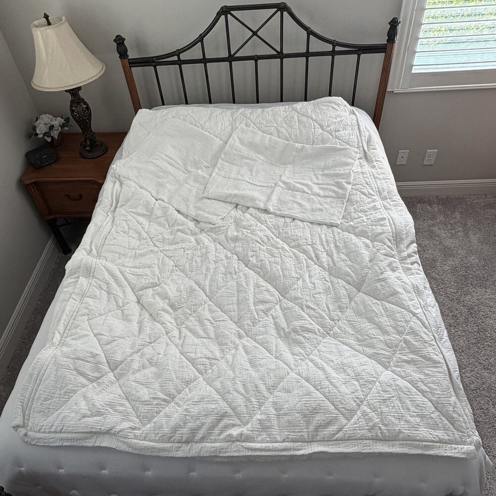 Beddy's Comforter bedding size full White diamond print Top Bottom 2 Pillow Sham